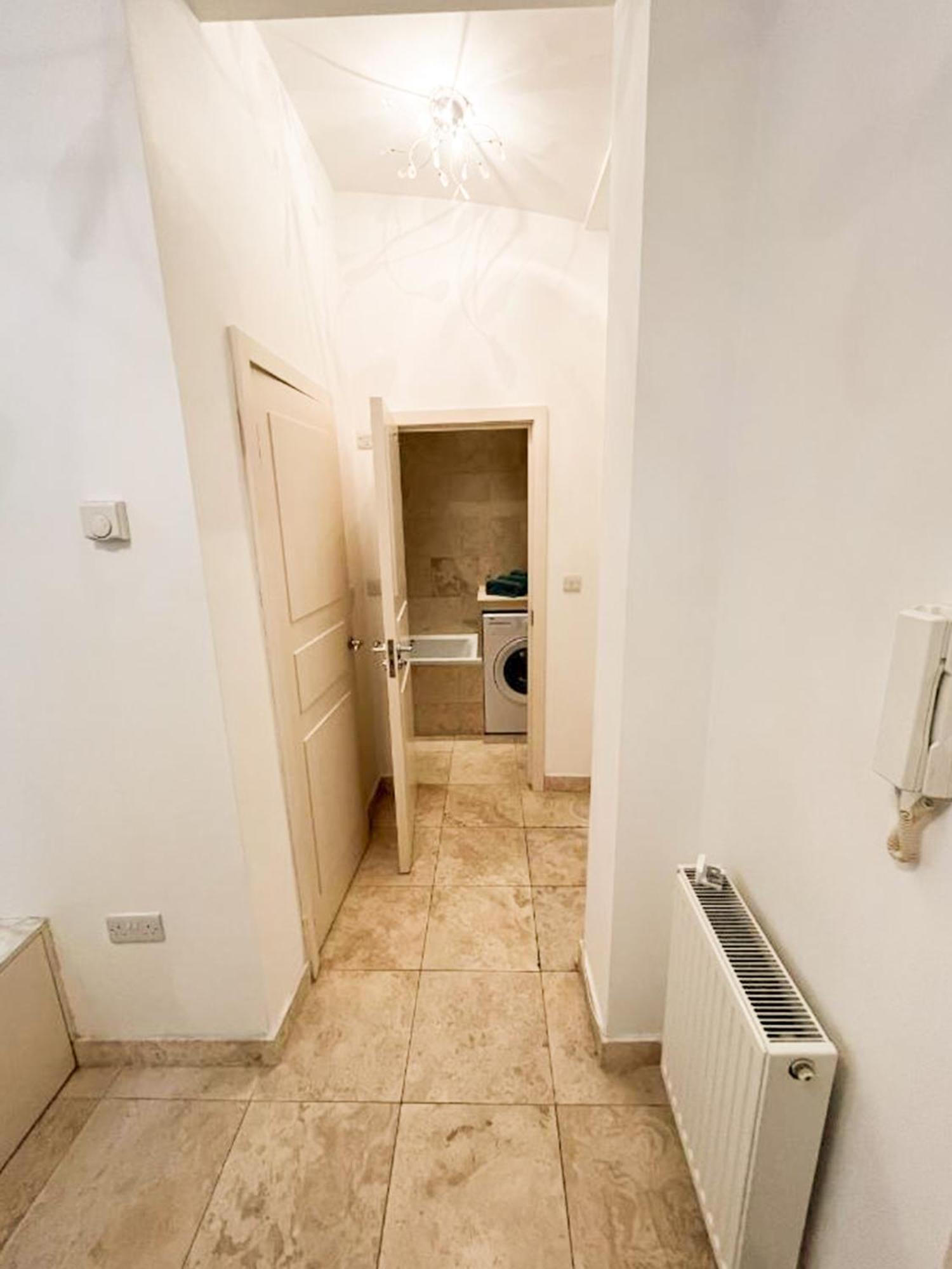 Apartment Moments From Hyde Park ロンドン エクステリア 写真